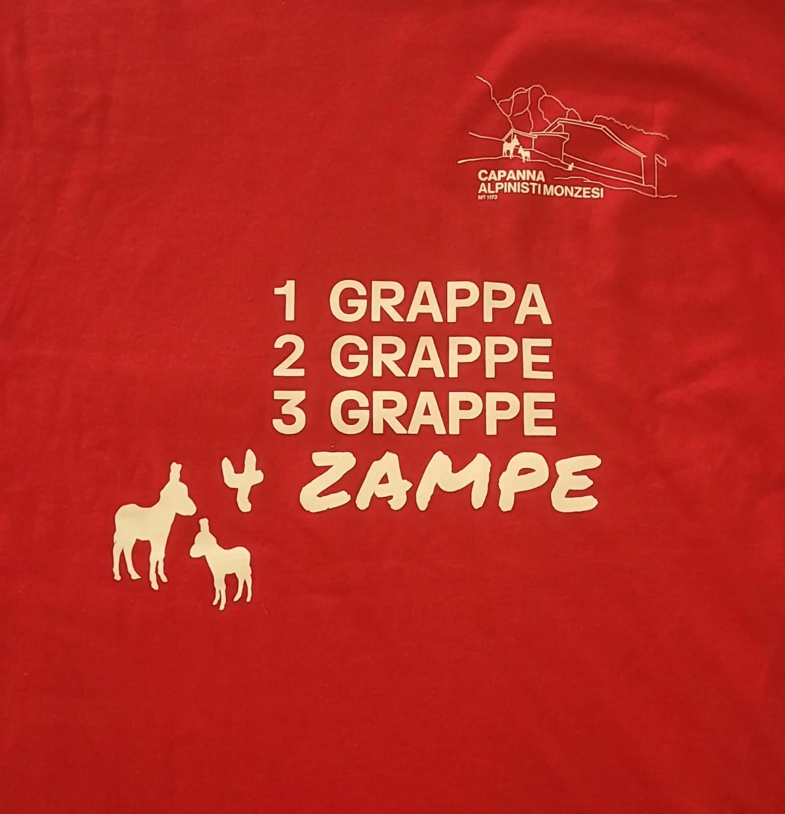 La nuova t-shirt del rifugio