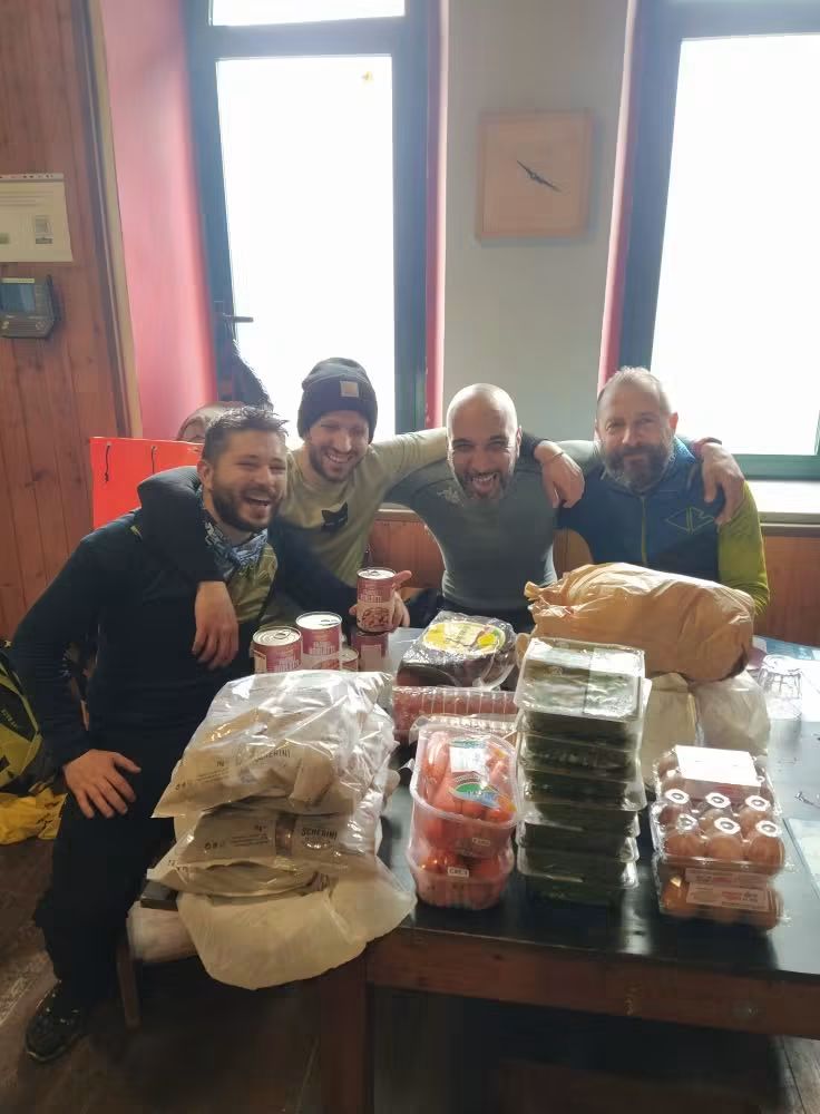 Approvvigionamento grazie ai nostri amici “sherpa”